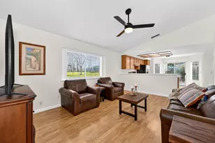 8312 Fintown Ct, Sacramento, CA 95828 - Photo 7
