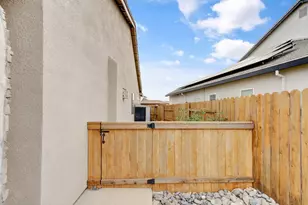 1229 Buck Rdg Dr, Rocklin, CA 95765 - Photo 47