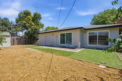 8433 Skye Drive, Stockton, CA 95210 - Photo 21