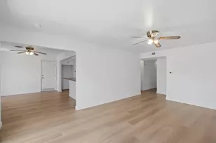 8433 Skye Dr, Stockton, CA 95210 - Photo 9