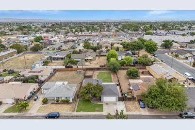 455 N Lincoln Avenue, Manteca, CA 95336 - Photo 27