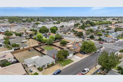 455 N Lincoln Avenue, Manteca, CA 95336 - Photo 29