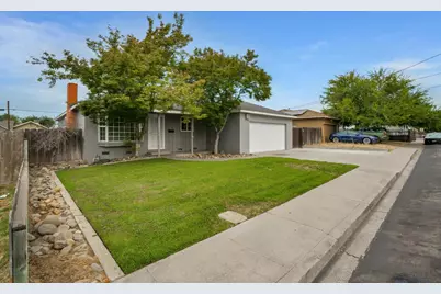 455 N Lincoln Avenue, Manteca, CA 95336 - Photo 3