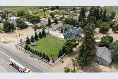 18051 S Arboreal Way, Ripon, CA 95366 - Photo 9