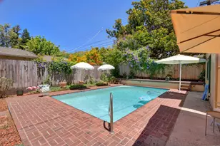 1439 43rd St, Sacramento, CA 95819 - Photo 29
