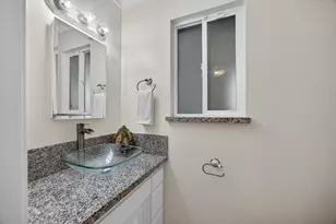 6792 Orleans Way, Sacramento, CA 95831 - Photo 23