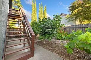 1536 Olympic Dr, Davis, CA 95616 - Photo 37