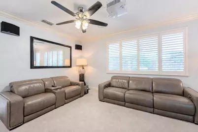 9531 Hollow Creek Way, Elk Grove, CA 95624 - Photo 21