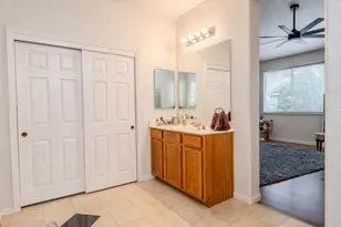 9531 Hollow Creek Way, Elk Grove, CA 95624 - Photo 27