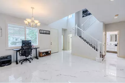 9531 Hollow Creek Way, Elk Grove, CA 95624 - Photo 7