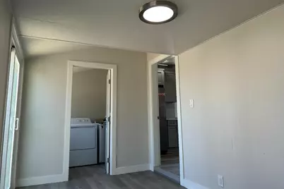 180 N Airport Way, Manteca, CA 95337 - Photo 15