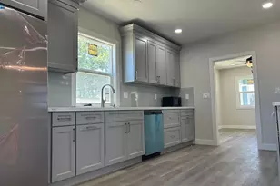 180 N Airport Way, Manteca, CA 95337 - Photo 11