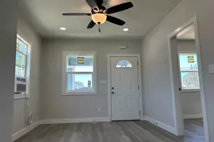 180 N Airport Way, Manteca, CA 95337 - Photo 3
