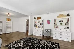 854 Piccadilly Cir, Sacramento, CA 95864 - Photo 5