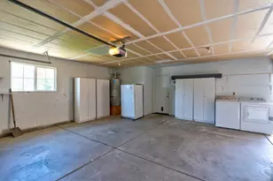 4611 Glimmer Ln, Turlock, CA 95382 - Photo 45