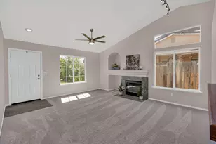 4611 Glimmer Ln, Turlock, CA 95382 - Photo 13