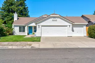 4611 Glimmer Ln, Turlock, CA 95382 - Photo 3
