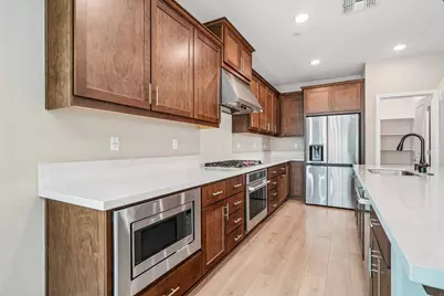 991 Camborne Drive, Manteca, CA 95336 - Photo 9