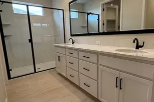 1274 McCabe Cir, Galt, CA 95632 - Photo 9