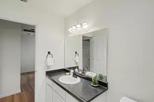 4870 Q St, Sacramento, CA 95819 - Photo 33