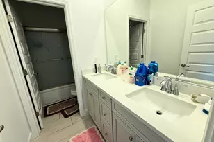 1064 Caraballo Dr, Roseville, CA 95747 - Photo 15