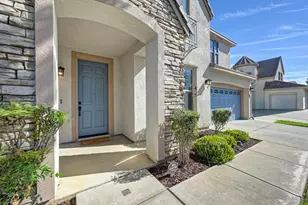 9953 Spring View Way, Elk Grove, CA 95757 - Photo 7