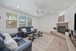 9953 Spring View Way, Elk Grove, CA 95757 - Photo 31