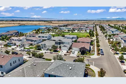 18469 Maynell Drive, Lathrop, CA 95330 - Photo 41