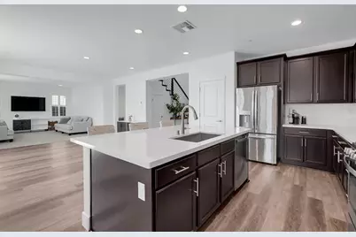 18469 Maynell Drive, Lathrop, CA 95330 - Photo 11