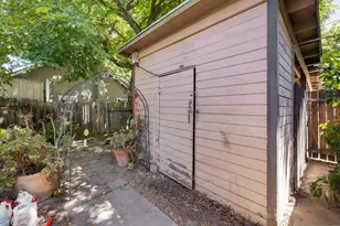 4353 54th St, Sacramento, CA 95820 - Photo 33