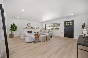 2001 Maryal Dr, Sacramento, CA 95864 - Photo 15