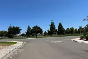 286 Columbus Dr, Manteca, CA 95337 - Photo 5