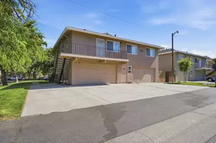 2220 Chrysler Dr, Modesto, CA 95350 - Photo 21