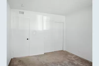 2220 Chrysler Drive #1, Modesto, CA 95350 - Photo 15