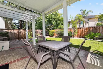 9845 Bobbell Drive, Elk Grove, CA 95757 - Photo 43