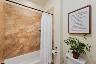 928 Enslen Ave, Modesto, CA 95350 - Photo 51