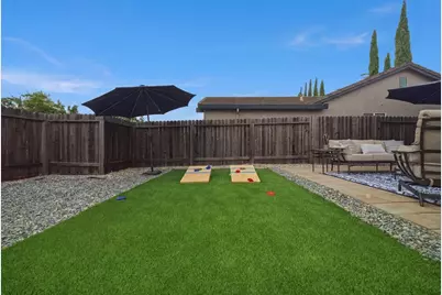 8824 Boysenberry Way, Elk Grove, CA 95624 - Photo 21