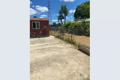 2940 Connie Drive, Sacramento, CA 95815 - Photo 9