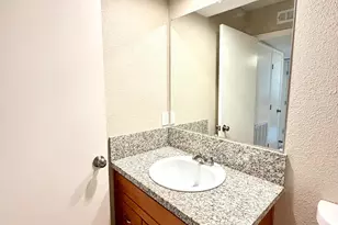 3701 Colonial Dr, Modesto, CA 95356 - Photo 37