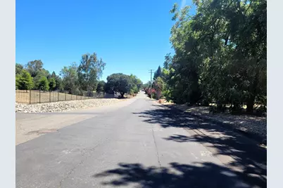 8990 Chula Acres Lane, Orangevale, CA 95662 - Photo 11