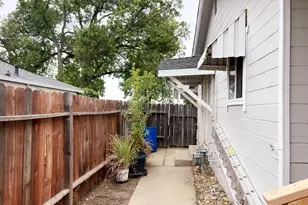 6121 24th St, Sacramento, CA 95822 - Photo 31