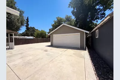 1860 W Willow Street, Stockton, CA 95203 - Photo 23