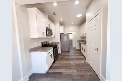 1860 W Willow Street, Stockton, CA 95203 - Photo 13