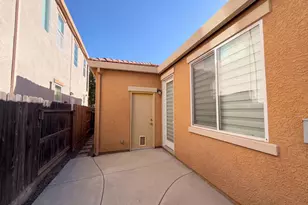 4920 Ocean Ln, Elk Grove, CA 95757 - Photo 5