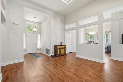 3609 Grimshaw Way, Elk Grove, CA 95758 - Photo 3