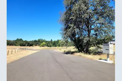8980 Chula Acres Lane, Orangevale, CA 95662 - Photo 7