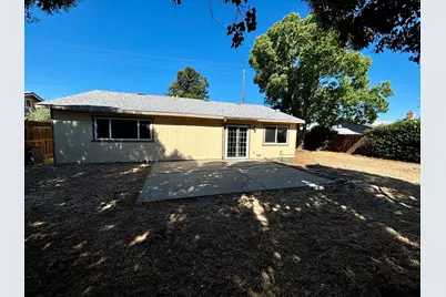 8355 Franklin Boulevard, Sacramento, CA 95823 - Photo 17