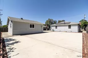 1860 Carol Ave, Merced, CA 95341 - Photo 23