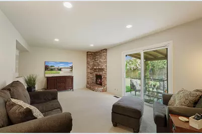 2149 Debbie Lane, Lodi, CA 95242 - Photo 7