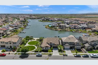 17562 Graceada Lane, Lathrop, CA 95330 - Photo 43